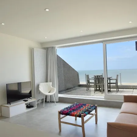 In With Sea View *