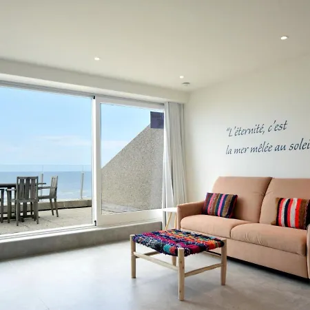 Apartman In With Sea View *