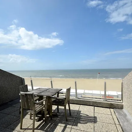 Apartman In With Sea View De Haan